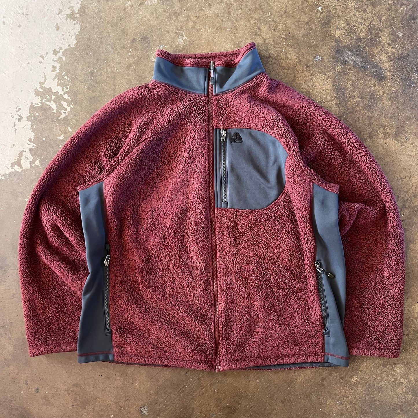 2000's Nike ACG Burgundy Pile Fleece Zip Up - Extra Large