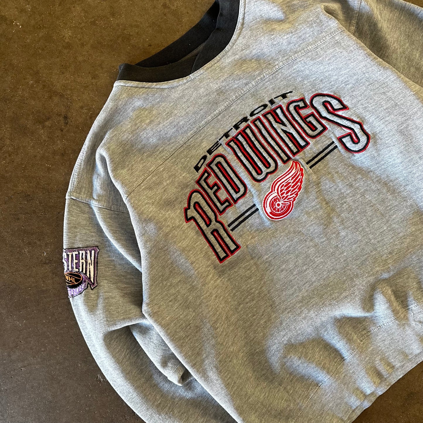 1990's Detroit Red Wings Crewneck - Medium