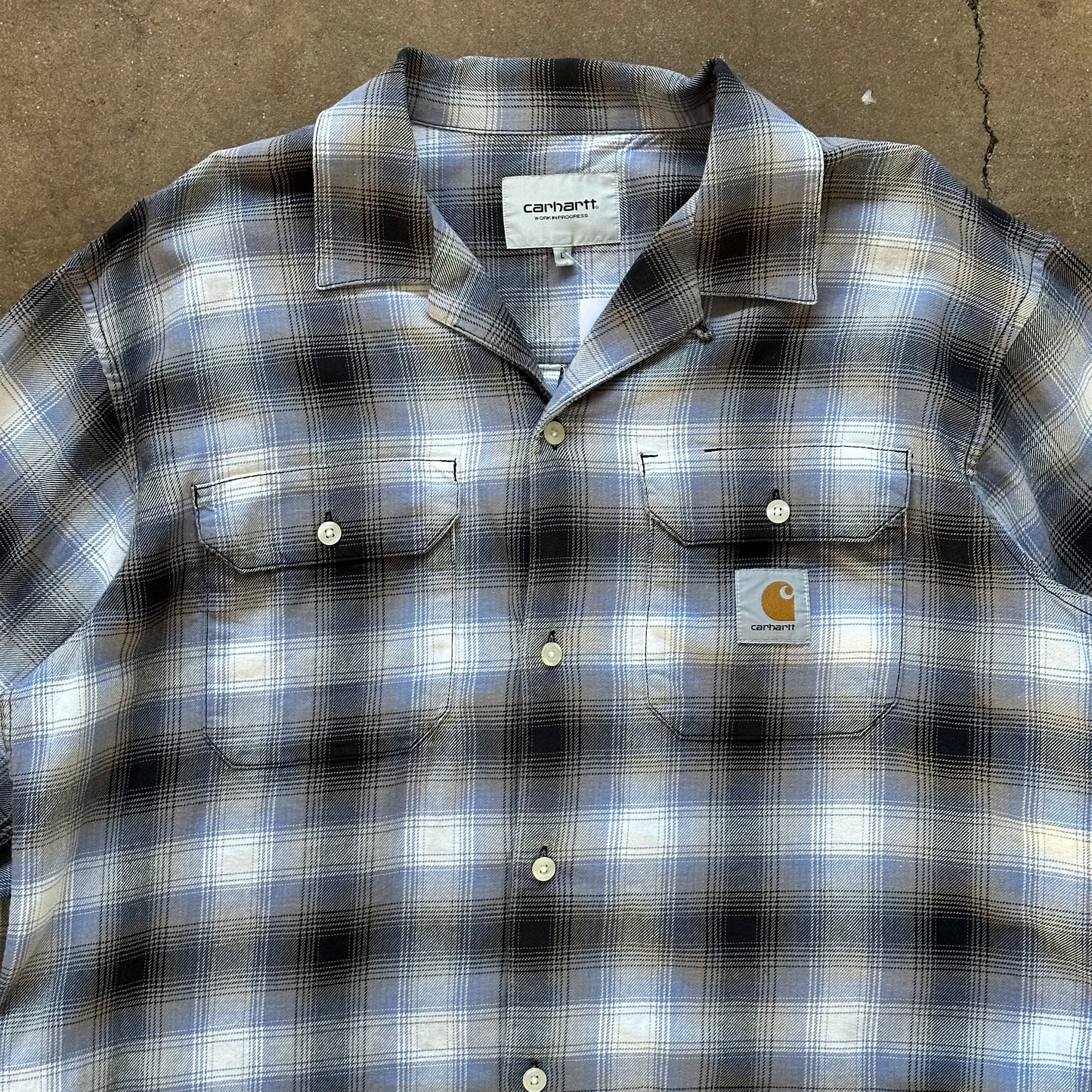 2010's Carhartt Work in Progress Loop Collar Button-Up - Large