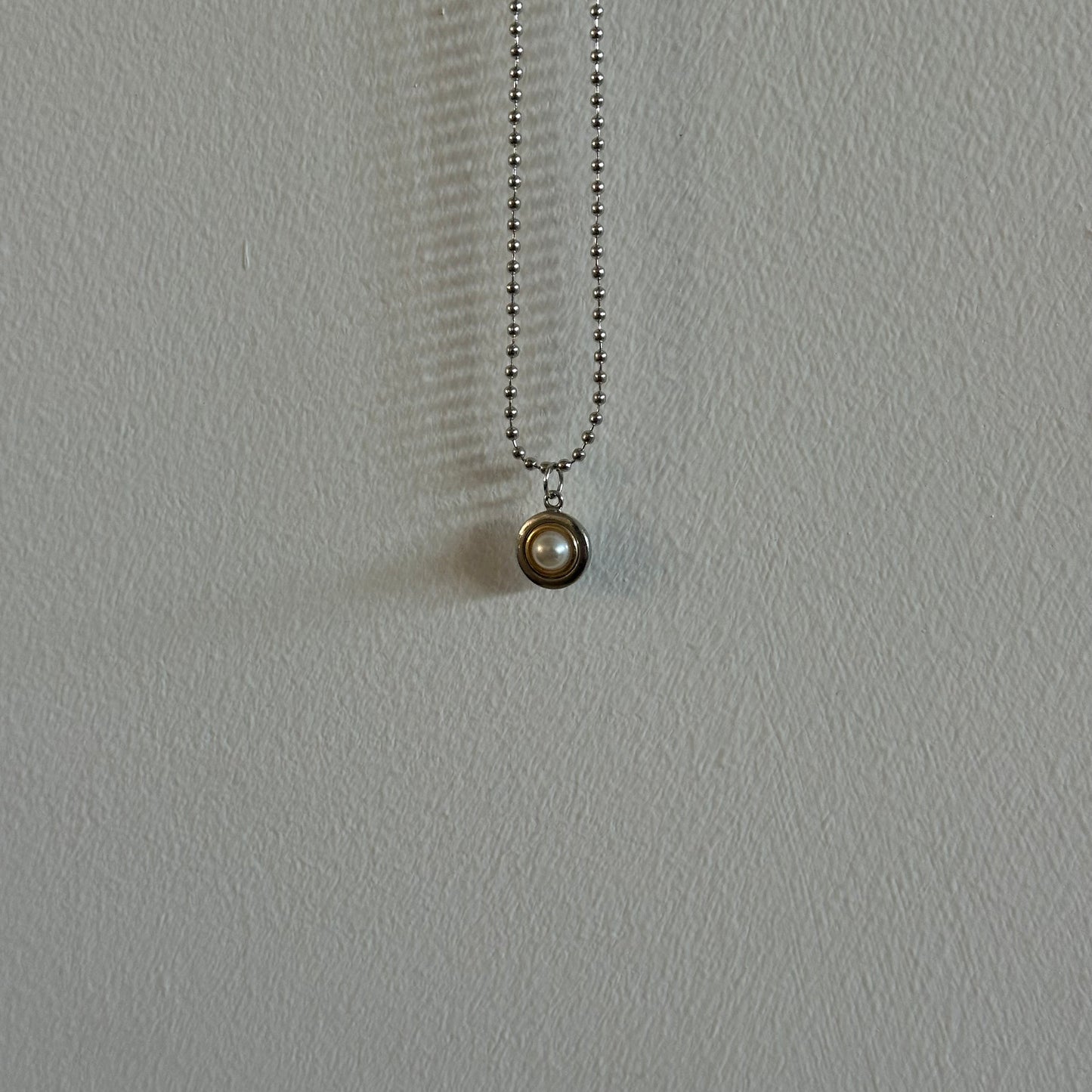 1980's Pearl Pendant Necklace