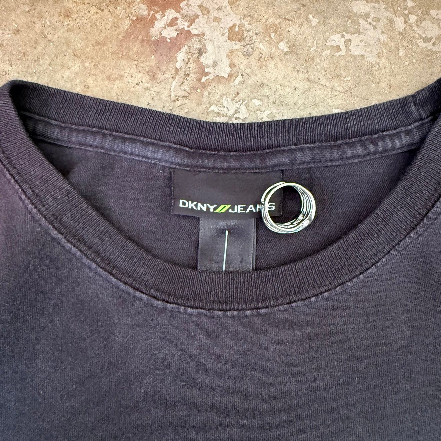 2000’s DKNY Jeans Graphic Tee - Large