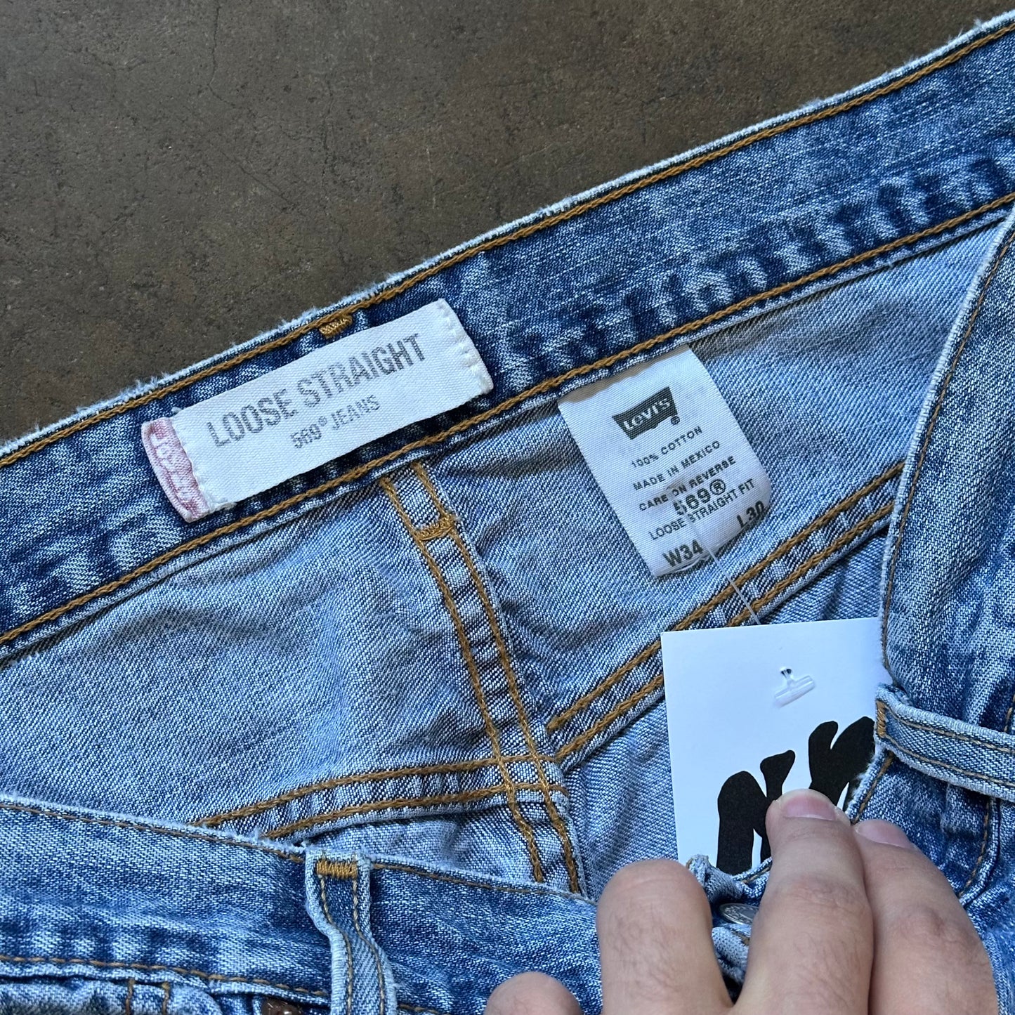 2000's Levi's 569 Loose Straight Jeans - 34x27