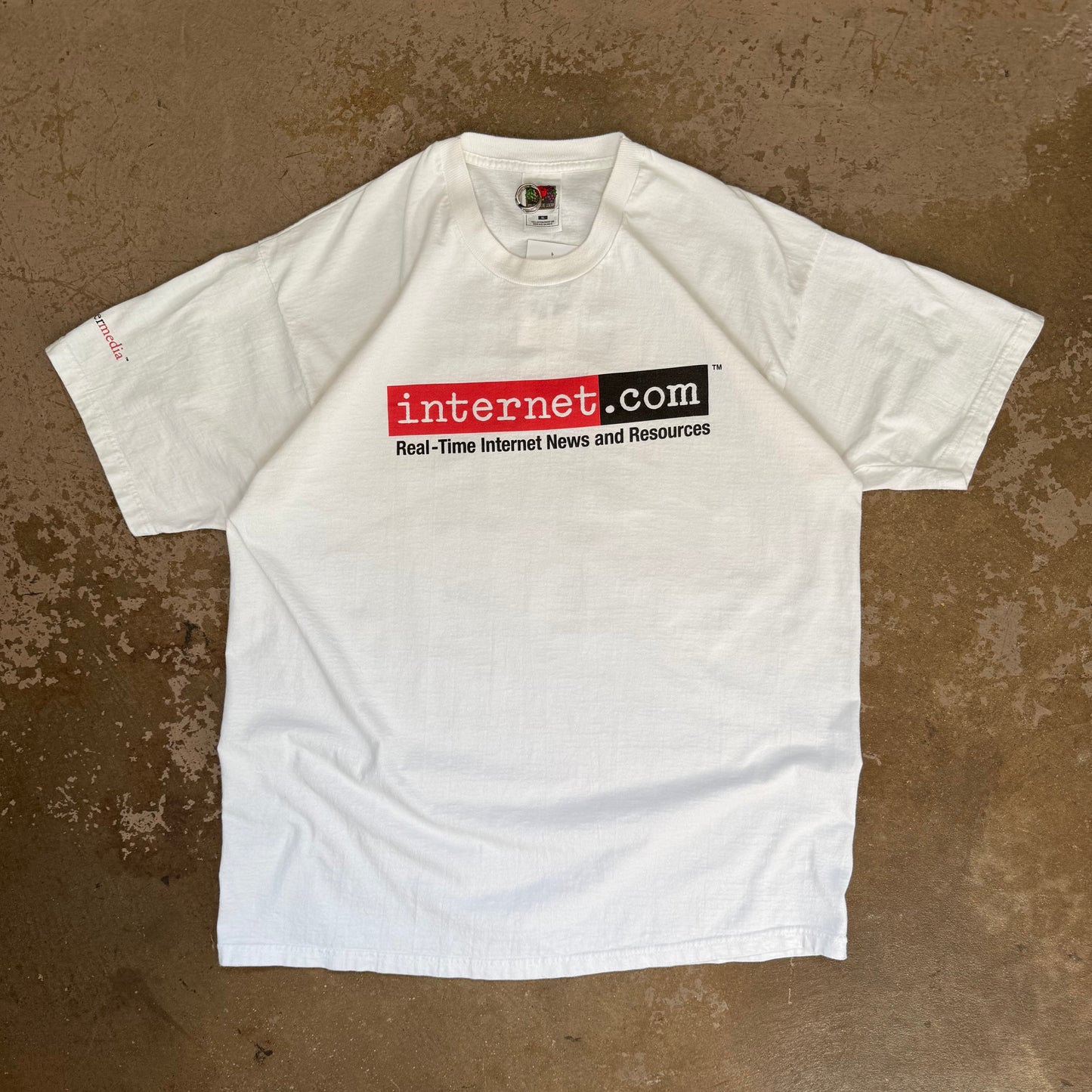 1990’s “internet.com” News Graphic Tee - Extra Large