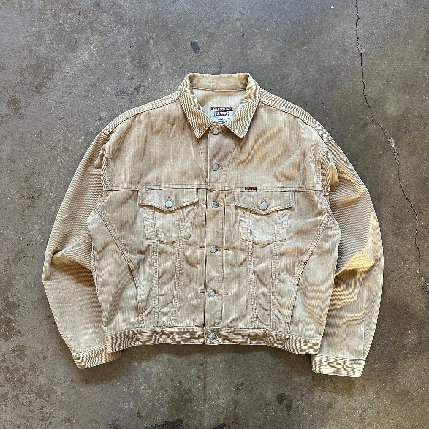 1990's Rifle Corduroy Pleated Trucker Jacket - Large