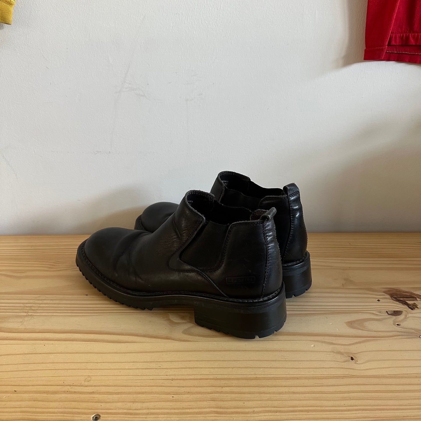 1990's Kenneth Cole Reaction Lug Sole Chelsea Boots - Size 11.5