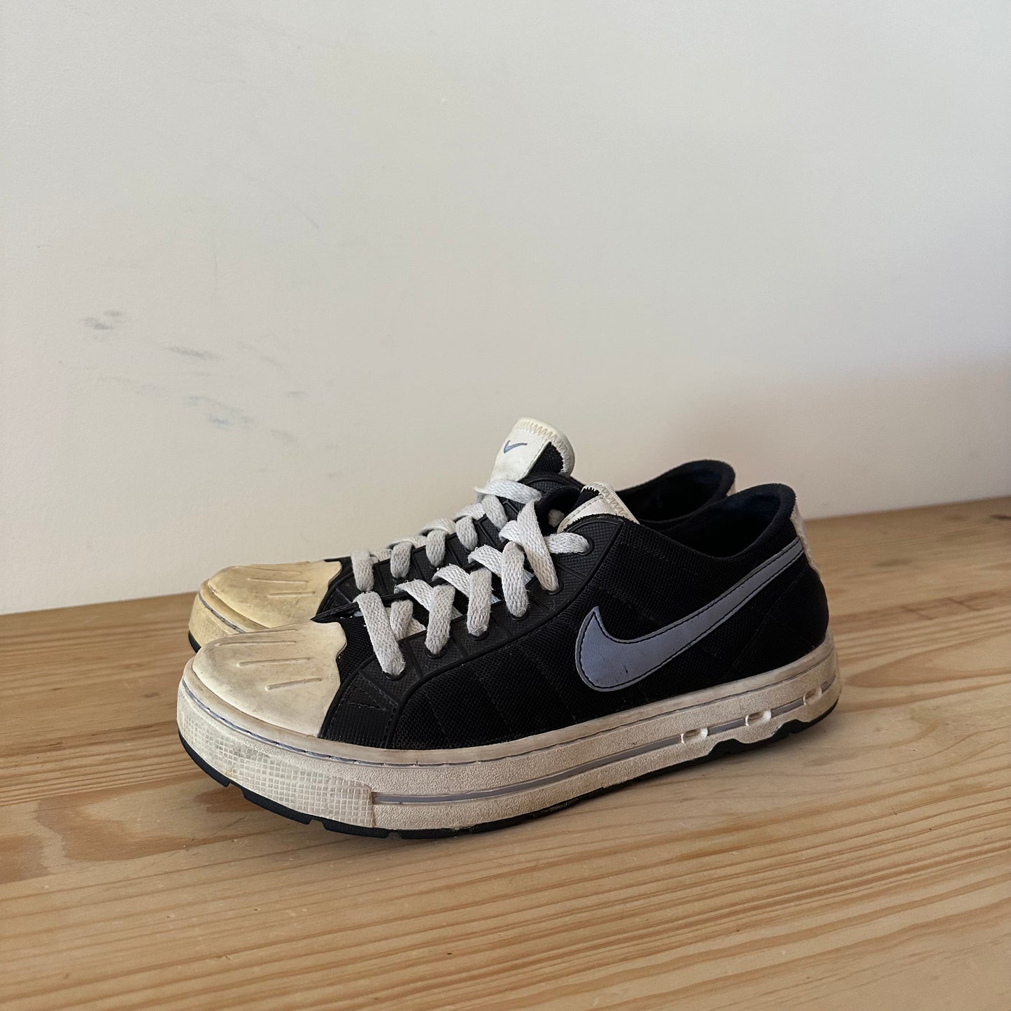 2000's Nike ACG Sneakers