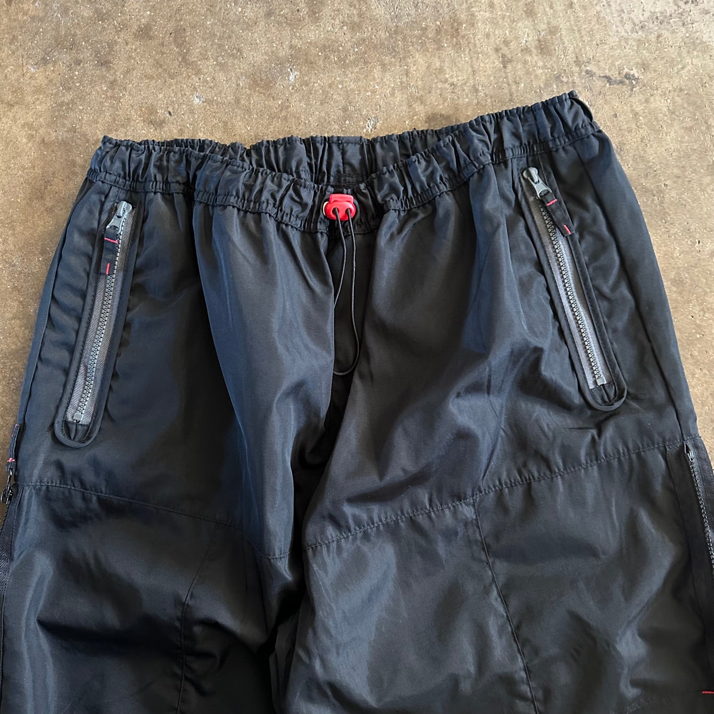 1990's Athletic Works Baggy Nylon Pant - 34