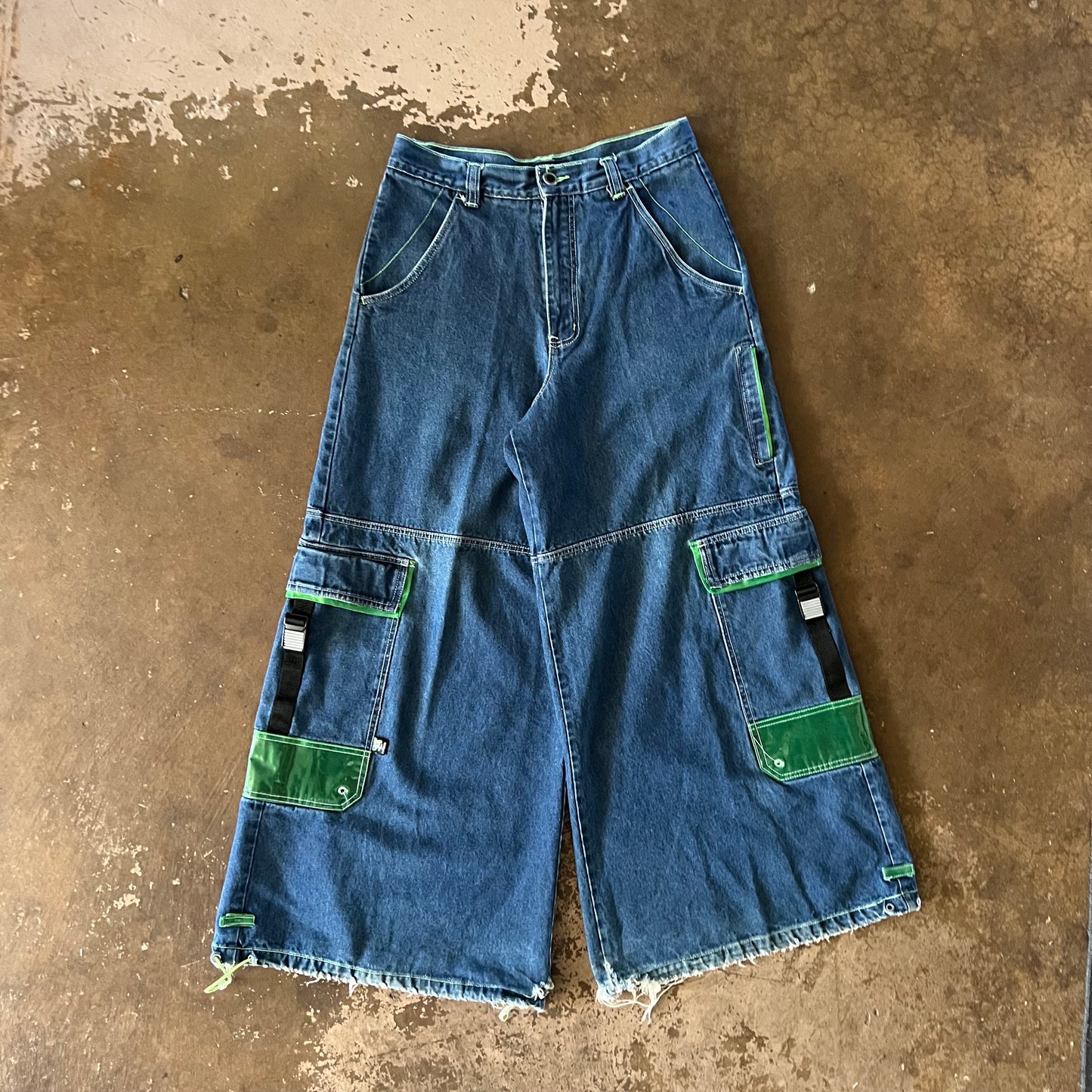 1990's MACGear Baggggy Cargo Jeans - 32